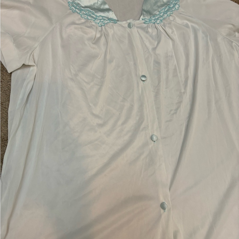 Vanity Fair Women’s Baby Blue Pajama vtg MED 2 Pc Short Sleeve Top and Pants
